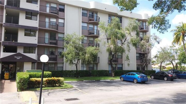 Property Photo:  2771 Riverside Drive 415-A  FL 33065 