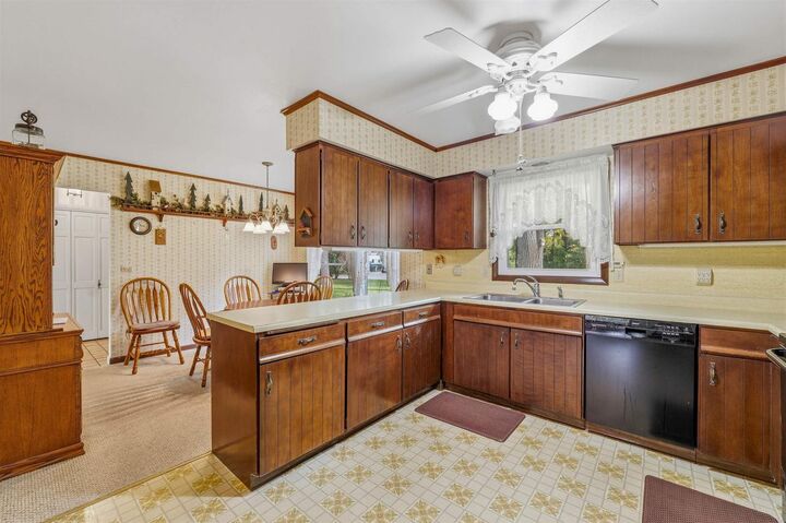Property Photo: 611 River Drive WI 53050