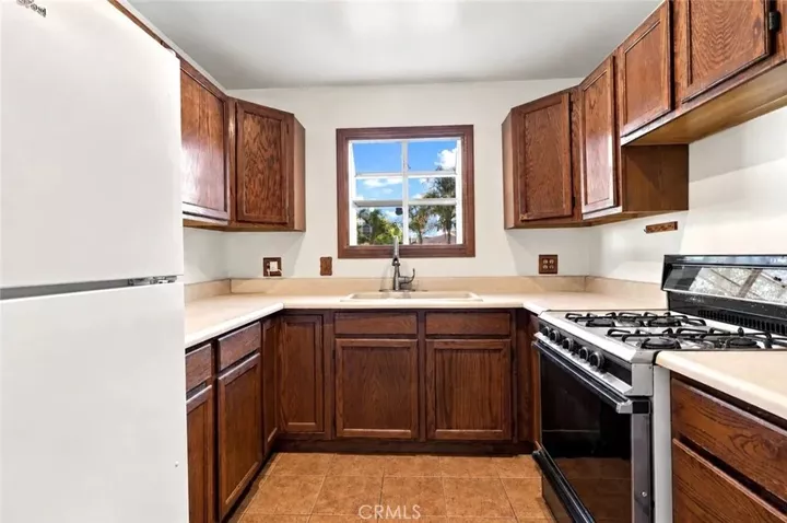 Property Photo:  124 E Roland Street  CA 91702 