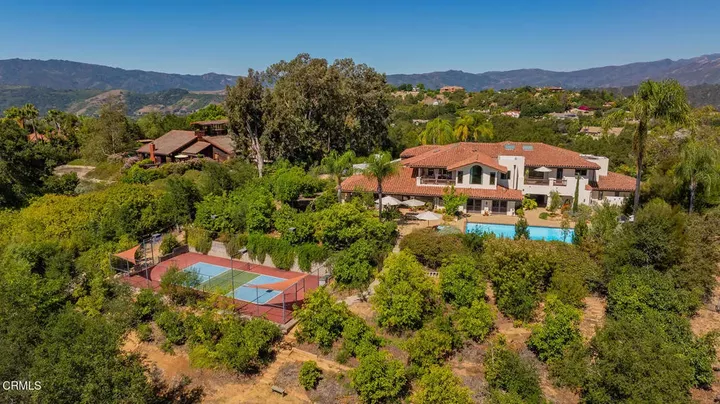 Property Photo:  11020 Rodeo Drive  CA 93022 