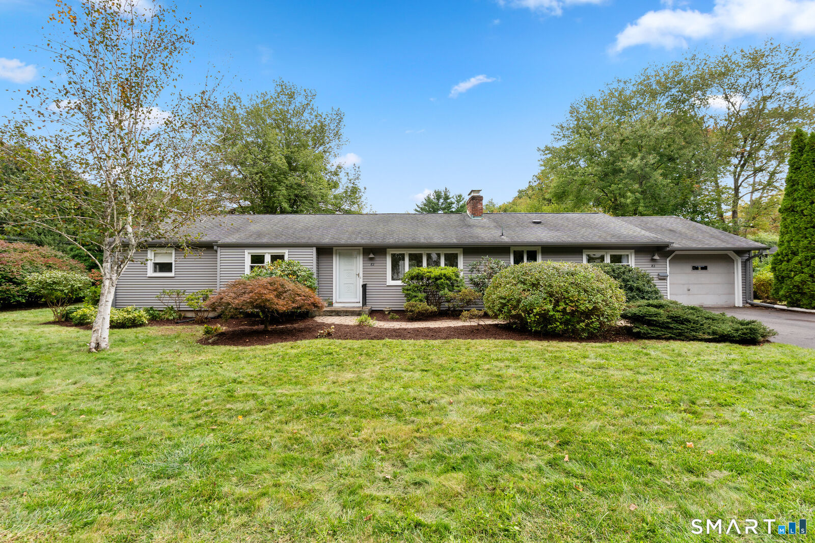 Property Photo:  83 Richmond Lane  CT 06117 