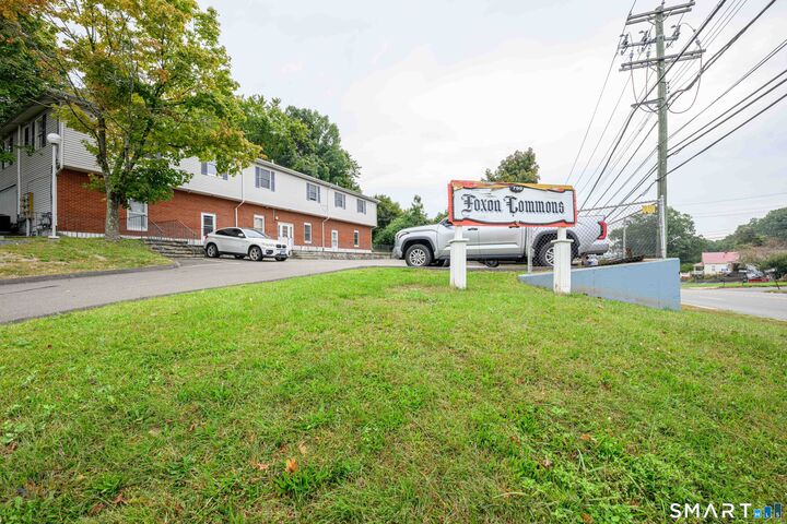 Property Photo: 799 Foxon Road CT 06513