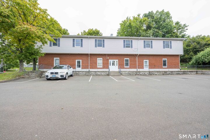 Property Photo:  799 Foxon Road  CT 06513 