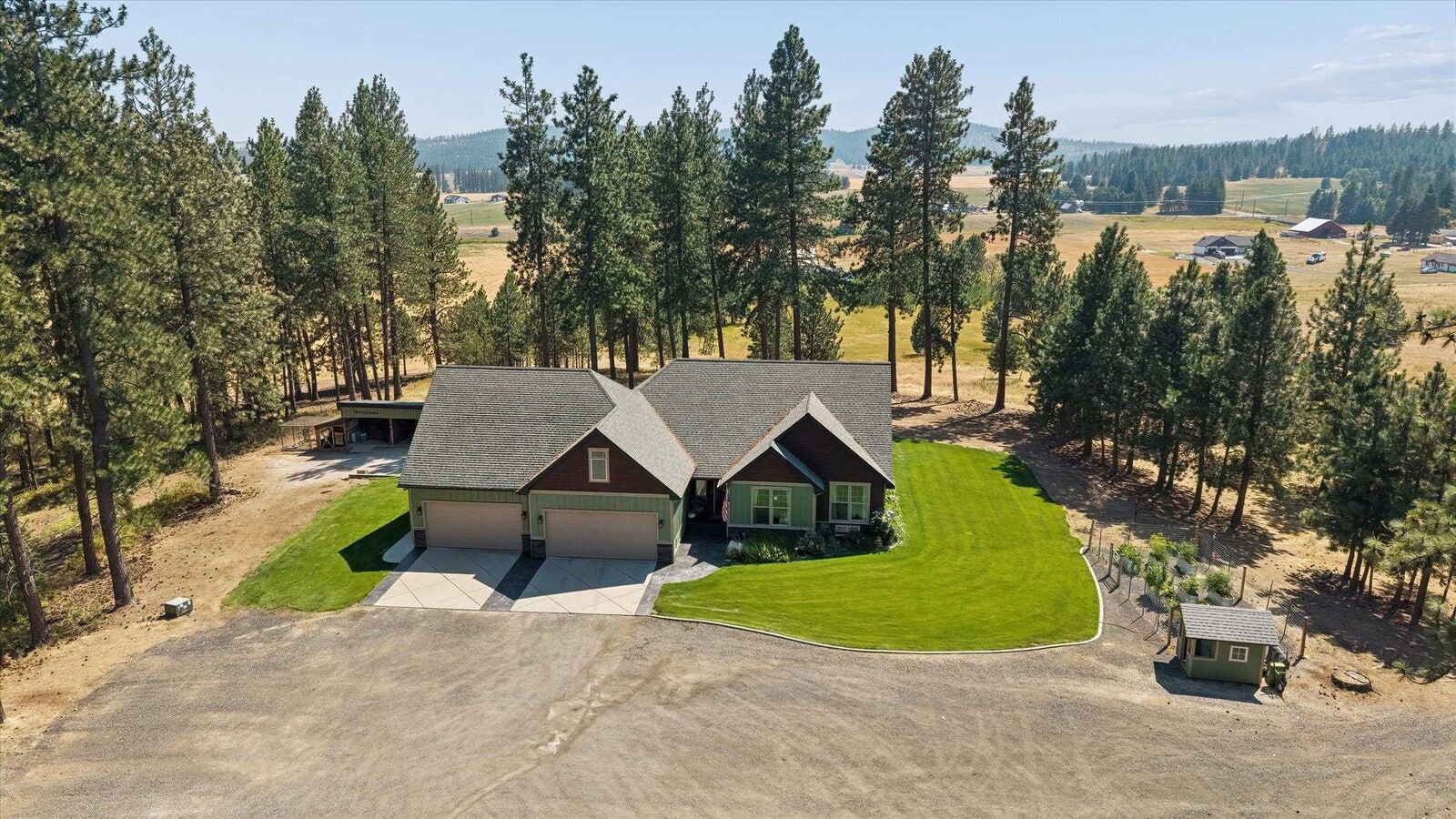 Property Photo: 5055C S Swenson Rd WA 99006