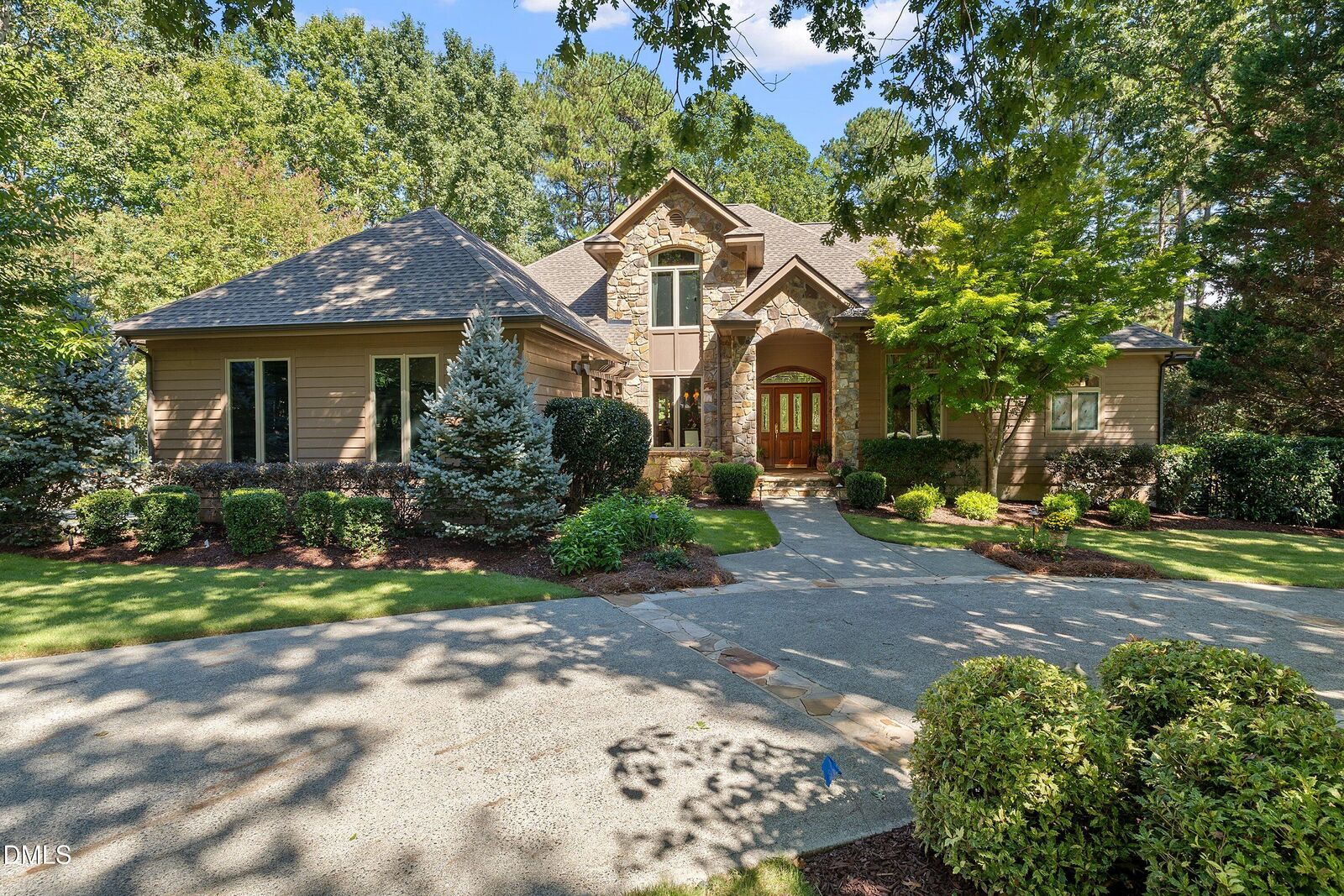 Property Photo:  4604 White Chapel Way  NC 27615 