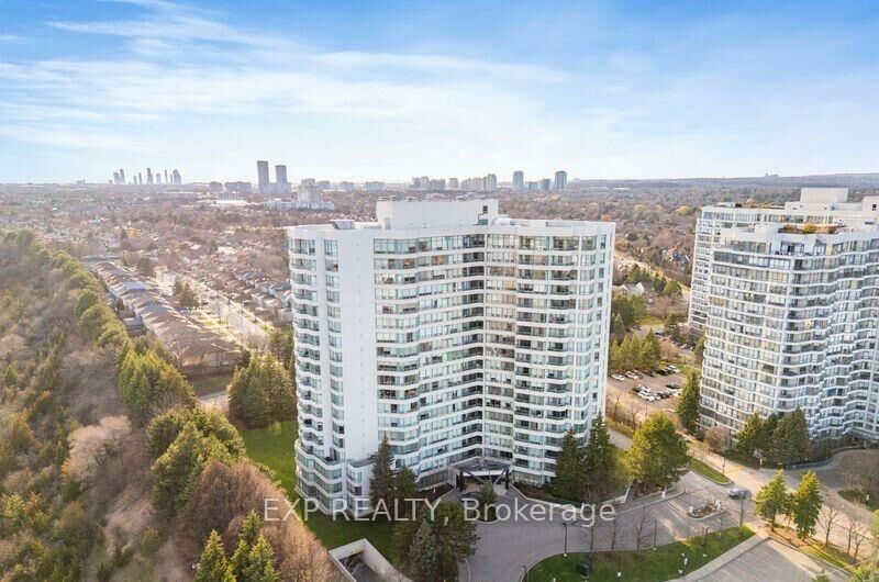 Photo de la propriété:  7250 Yonge Street 206  ON L4J 7X1 