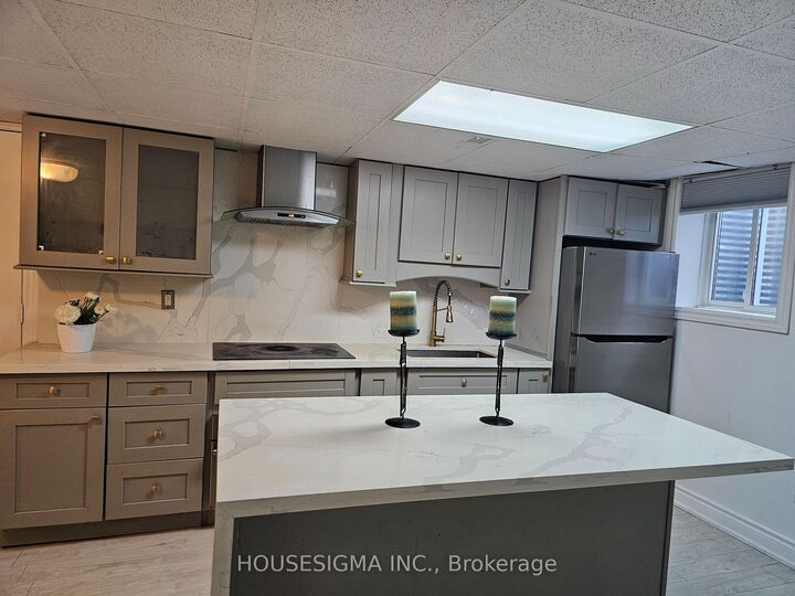 Property Photo:  65 Randall Avenue  ON L3S 1E1 