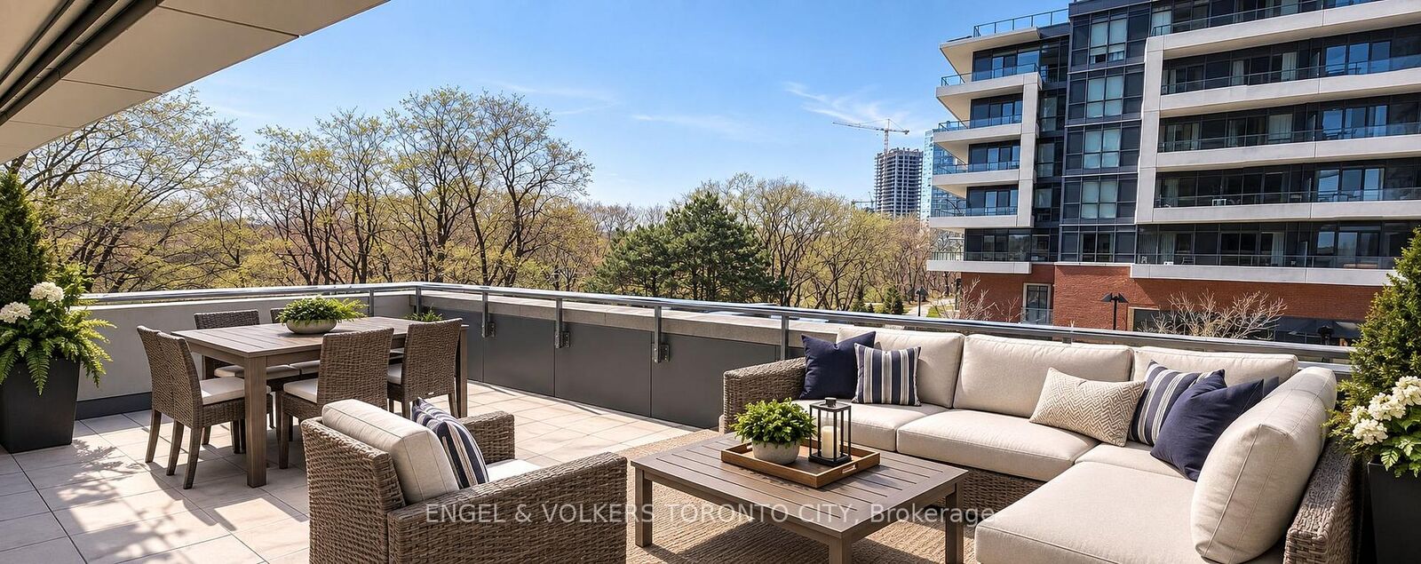 Property Photo: 2220 Lake Shore Boulevard W 302 ON M8V 0B1