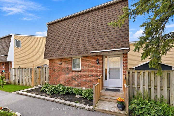 Property Photo: 248 Salter Crescent ON K2K 1Z2