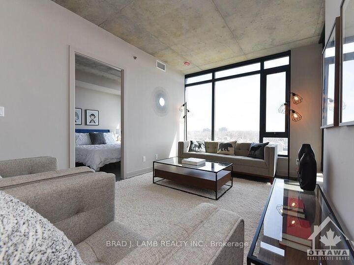 Property Photo:  203 Catherine Street 209  ON K2P 1J5 