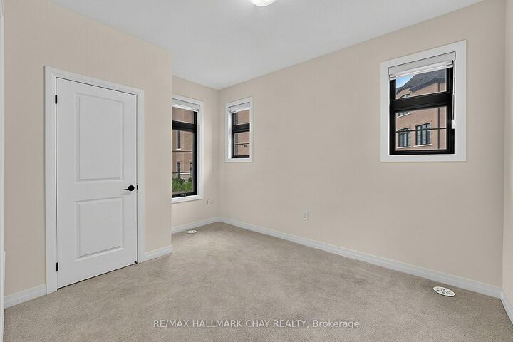 Property Photo:  121 De La Roche Drive  ON L4H 5A3 