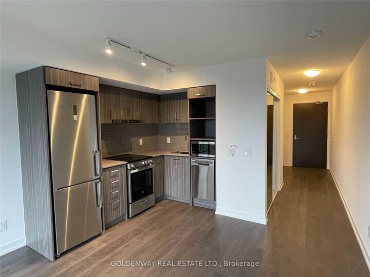 Property Photo:  219 Dundas Street E 1902  ON M5A 0V1 