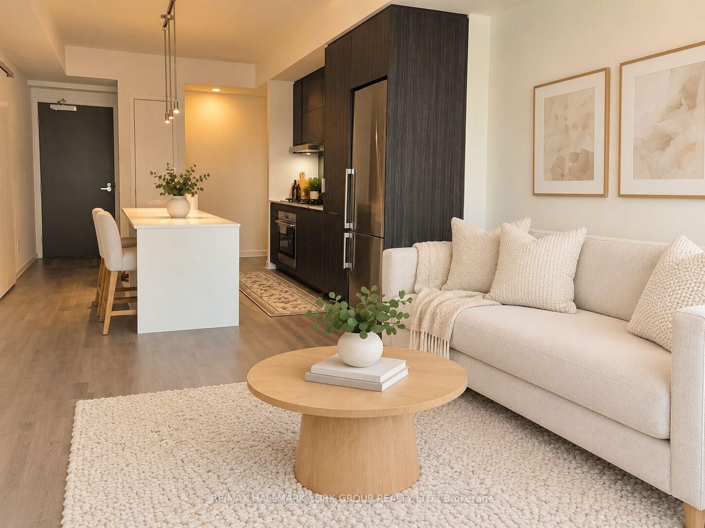 Property Photo:  1 Bloor Street E 3112  ON M4W 1A9 