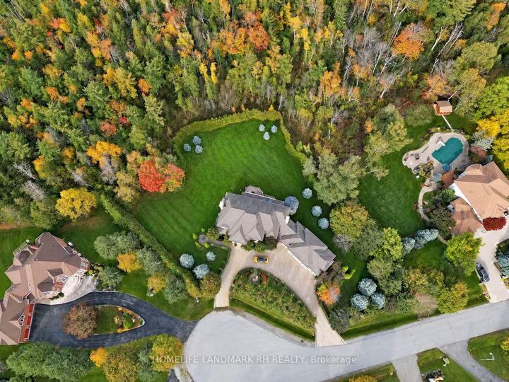 Photo de la propriété:  69 Sherrick Drive  ON L4A 2E9 