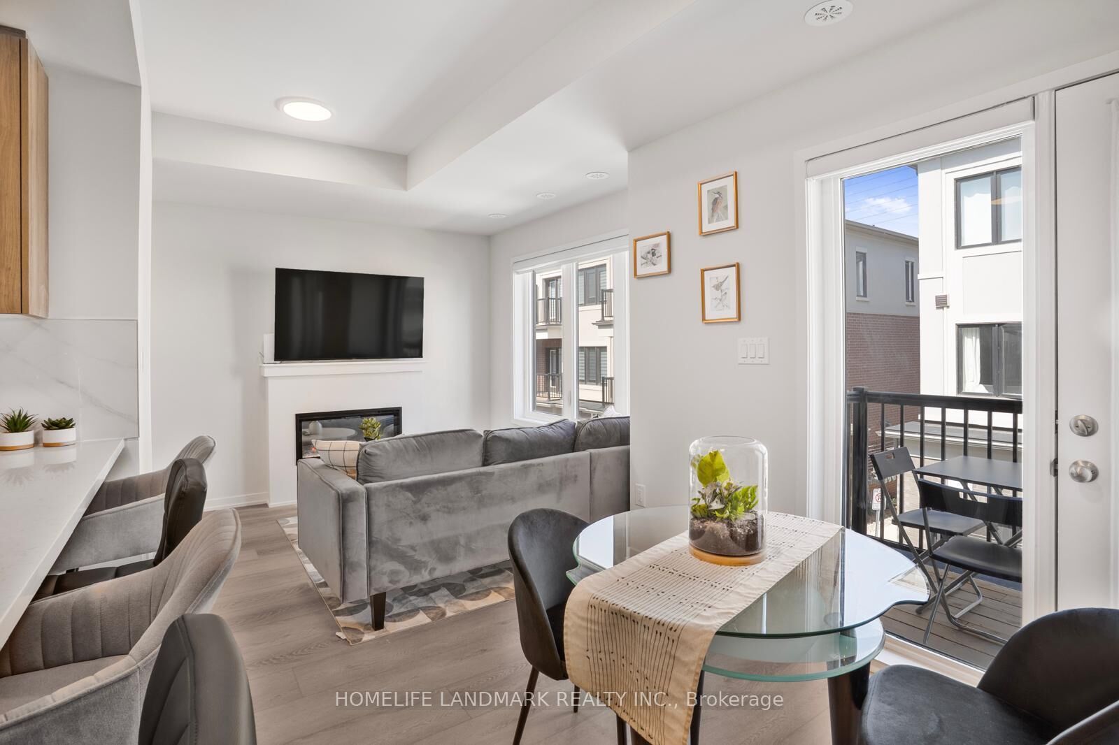 Property Photo:  97 Matawin Lane  ON L4B 0H7 