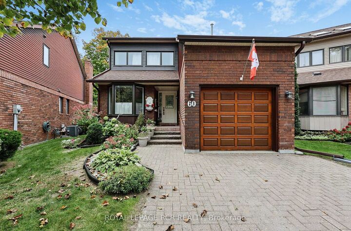 Photo de la propriété:  60 Riverview Road  ON L9R 1R8 