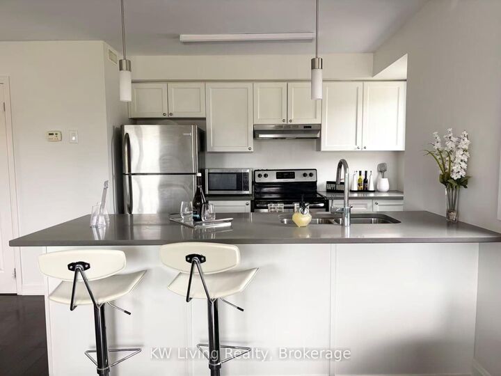 Property Photo:  350 Fisher Mills Road 3  ON N3C 0G8 