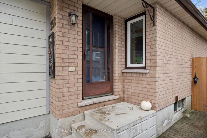 Photo de la propriété: 339 Strathallan Street ON N1M 3K8