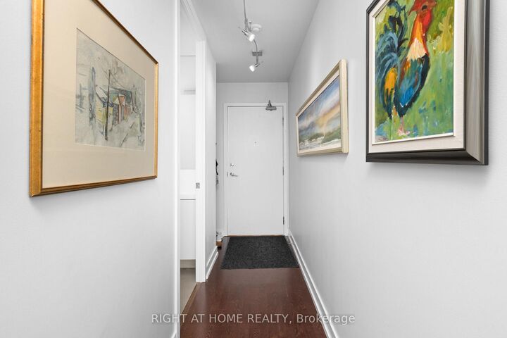 Property Photo:  66 Portland Street Ph 805  ON M5V 2M6 