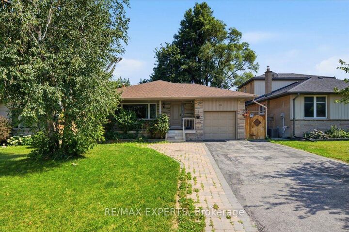 Property Photo:  51 Clifton Avenue Lower  ON M3H 4K9 