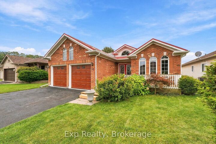 Property Photo:  58 Baxter Place  ON L1A 4J6 