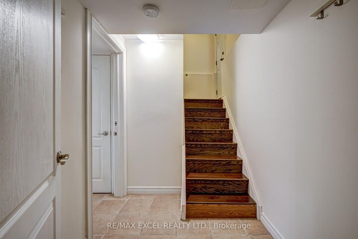 Property Photo: 45 Millbank Court Bsmt ON L4J 6C1