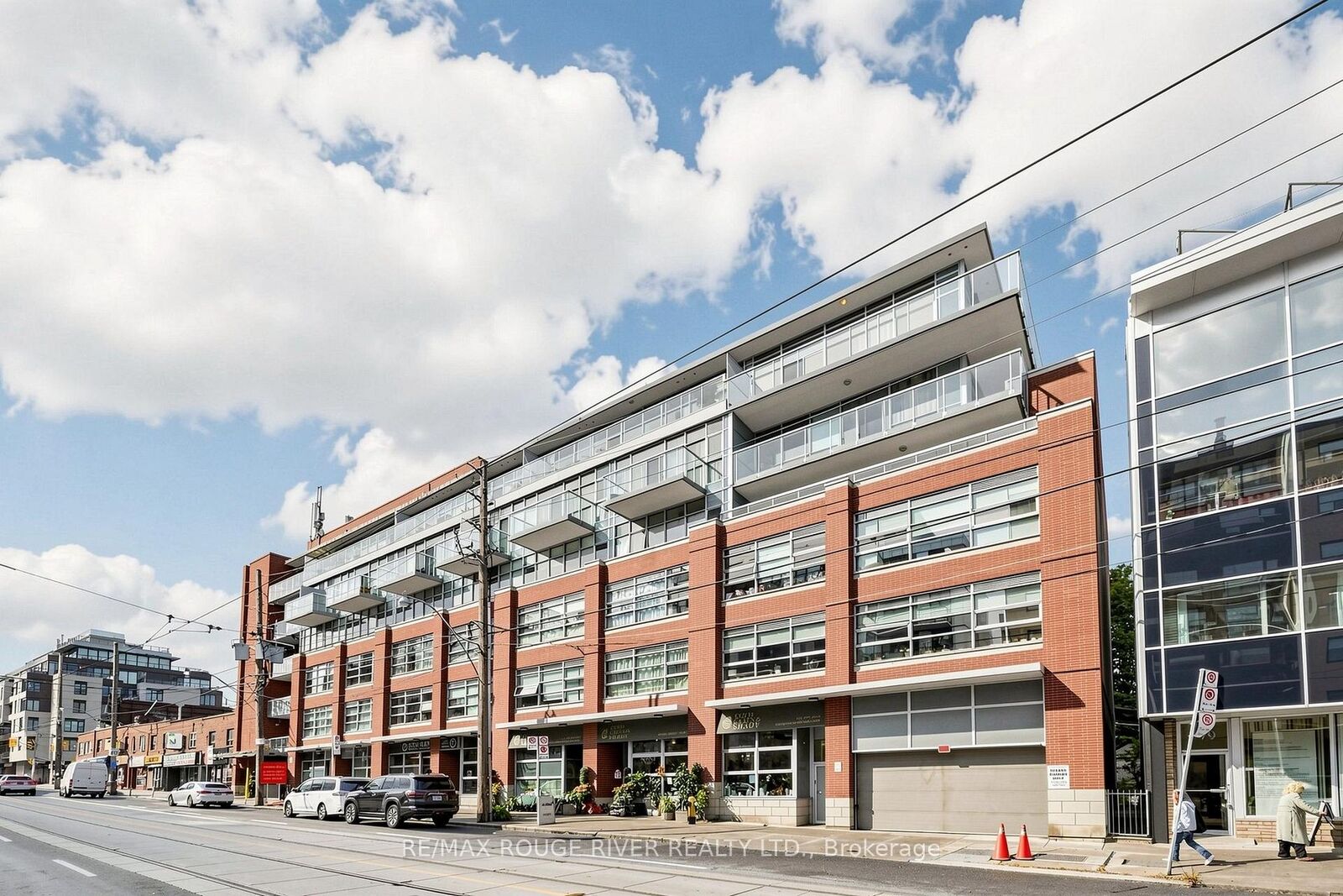 Property Photo:  601 Kingston Road 606  ON M4E 3Y2 