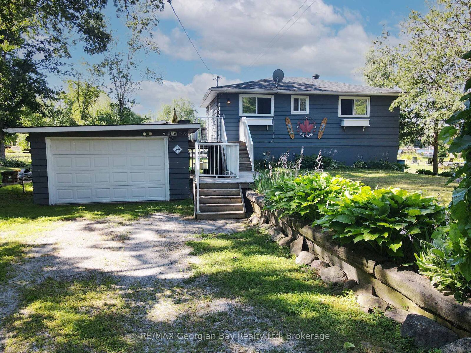 Property Photo: 46 Forest Harbour Parkway ON L0K 2C0