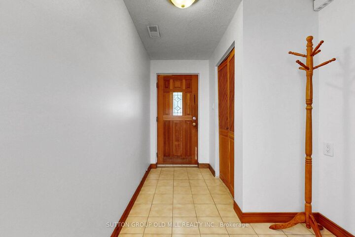Property Photo:  96 Darras Court  ON L6T 1W7 