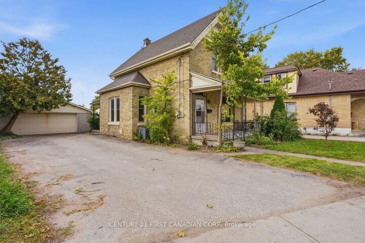Property Photo: 367 Hamilton Road ON N5Z 1R6