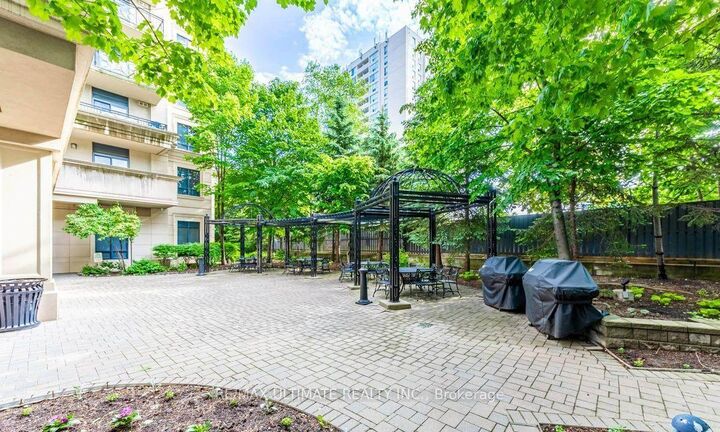 Property Photo:  662 Sheppard Avenue 303C  ON M2K 3E6 
