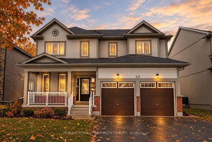 Photo de la propriété:  16 Don Hadden Crescent  ON L0C 1H0 