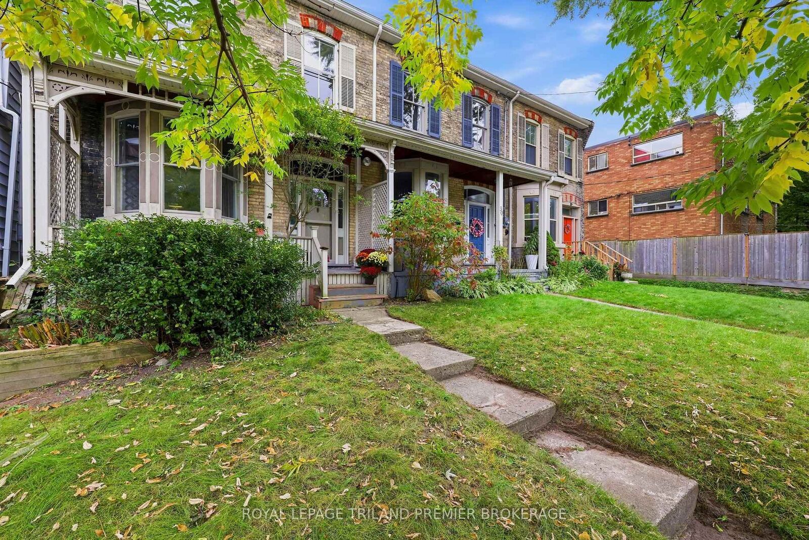 Property Photo:  28 Stanley Street  ON N6C 1B1 
