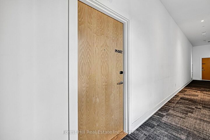 Property Photo: 120 Carrick Trail 502 ON P1P 0A6