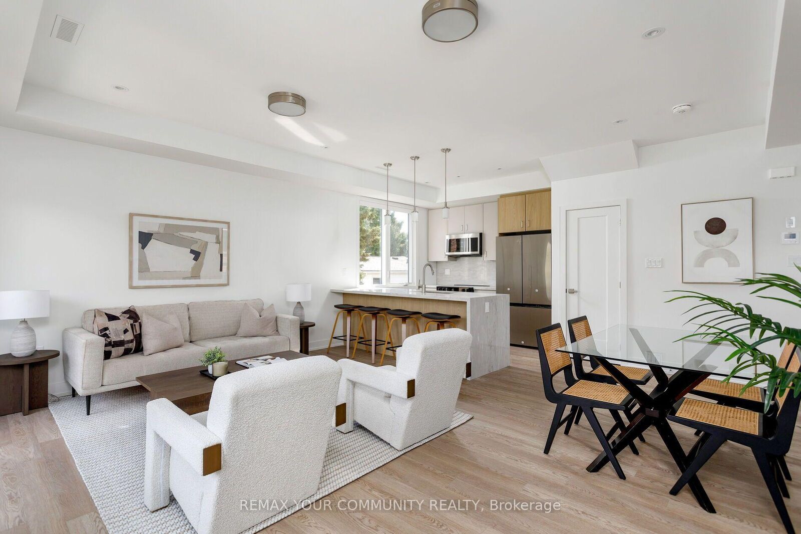 Property Photo:  103 Cavell Avenue 2  ON M8V 1P5 