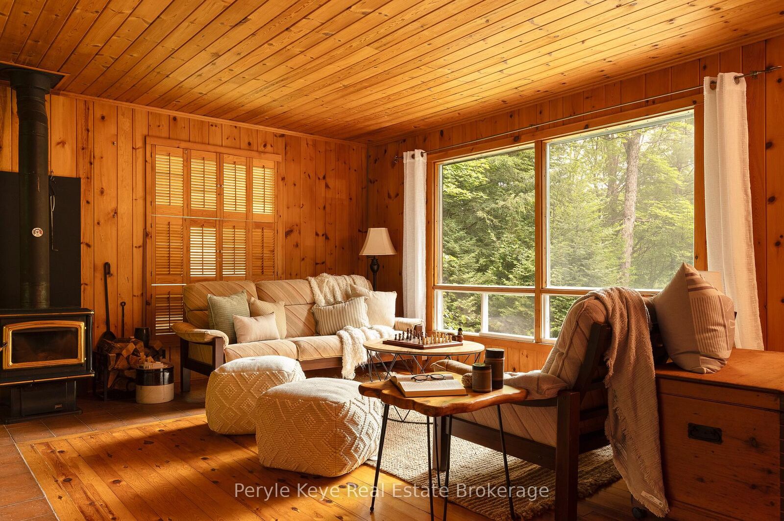 Property Photo:  1057 H R S Road  ON P1L 1X1 