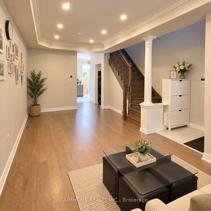 Property Photo:  62 Lakespring Drive  ON L6C 2Z1 