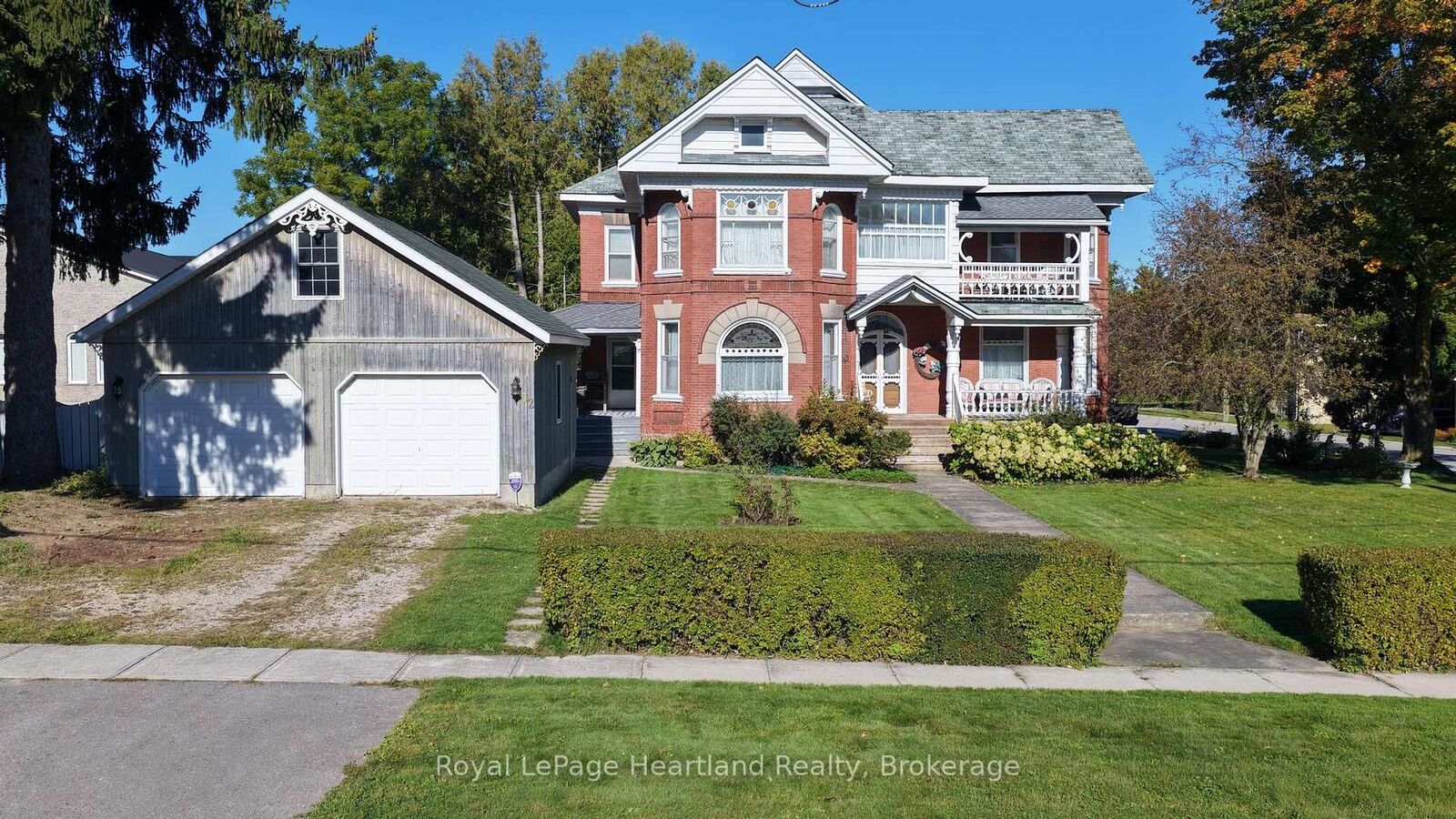 Photo de la propriété:  62 Orange Street S  ON N0M 1L0 