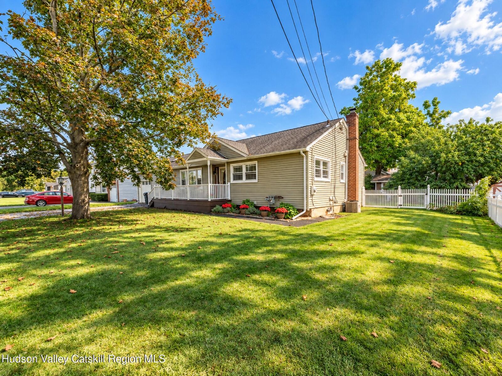 Property Photo:  608 Plainfield  NY 12401 