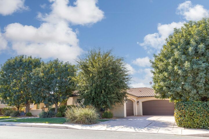 Property Photo: 3270 S 2240 St E UT 84790