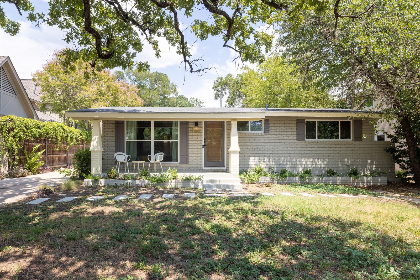 Property Photo: 1706 Palma Plaza C TX 78703