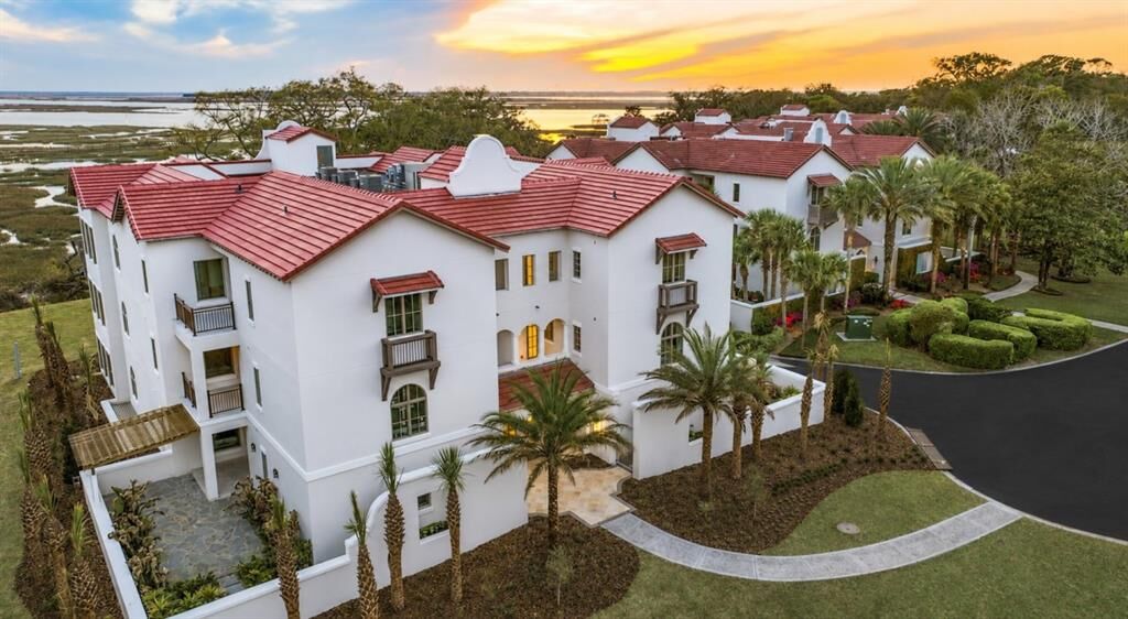 Property Photo: 5065 First Coast Highway FL 32034