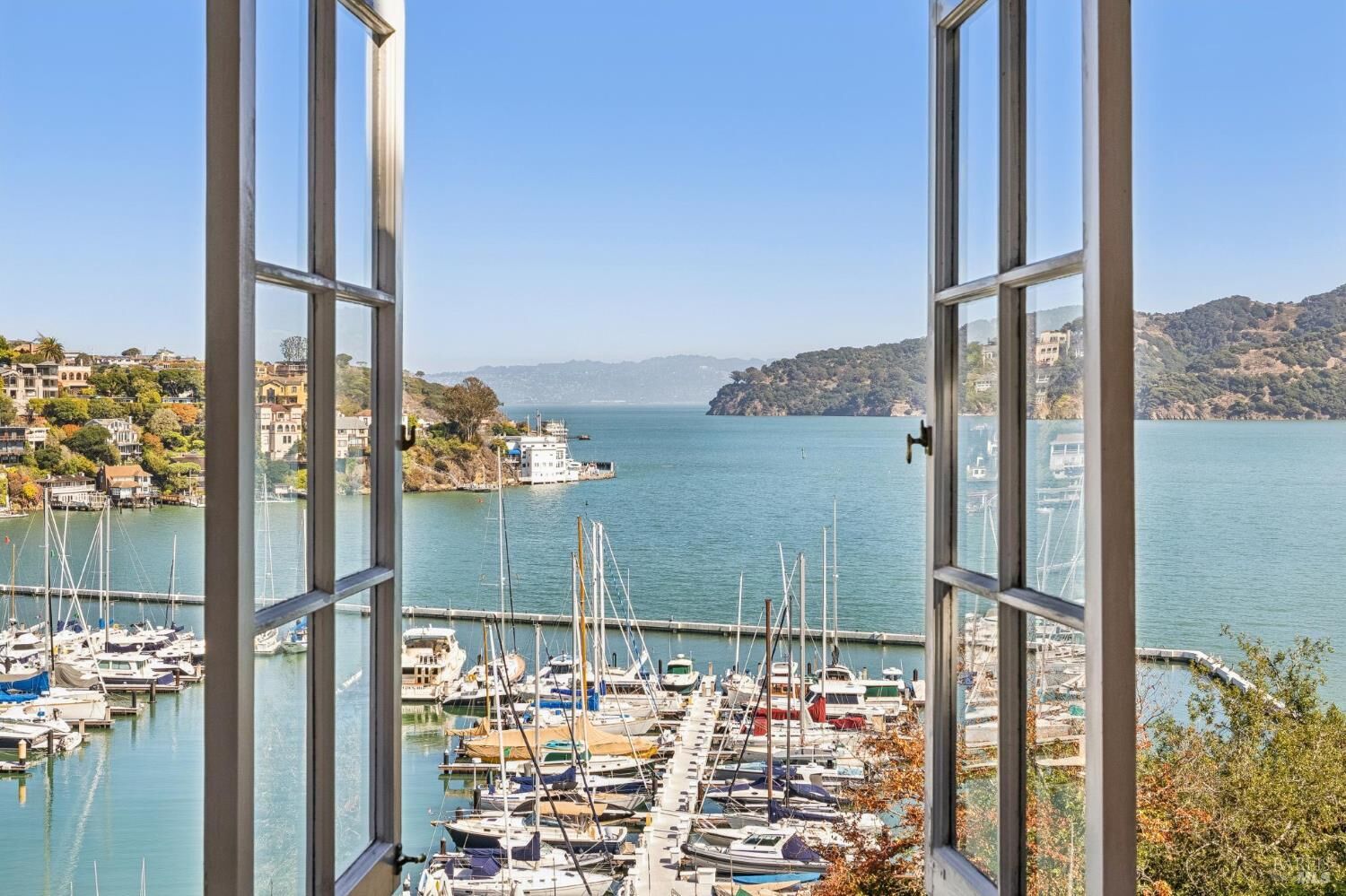 Property Photo:  157 Beach Road  CA 94920 