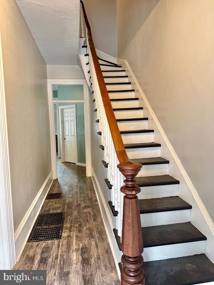 Property Photo:  622 Washington Avenue  PA 16686 