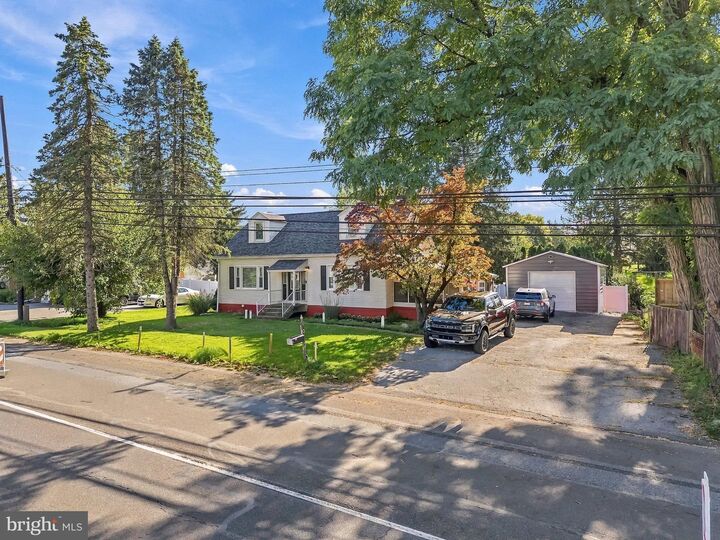 Property Photo:  4834 Route 309  PA 18034 