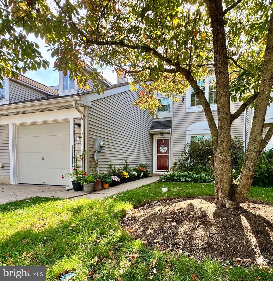 Property Photo: 5703 Constitution Court PA 19454