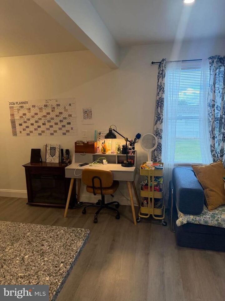 Property Photo:  120 W 4th Avenue 5  WV 25438 