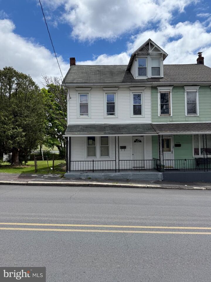 Property Photo:  328 E Oak Street  PA 17931 