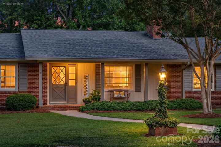 Property Photo: 1007 Woodland Street SE NC 28690