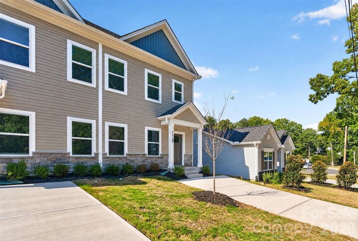 Property Photo:  3535 Avalon Avenue  NC 28208 